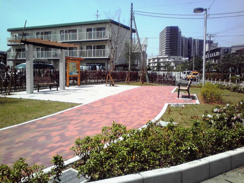 写真:新井緑道ポケットパーク