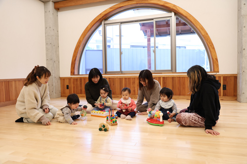 写真：親子つどいの広場