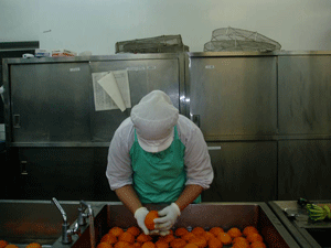 調理の様子1の画像