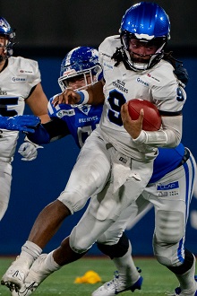 写真:アメリカンフットボールチーム、ブルーサンダースの写真