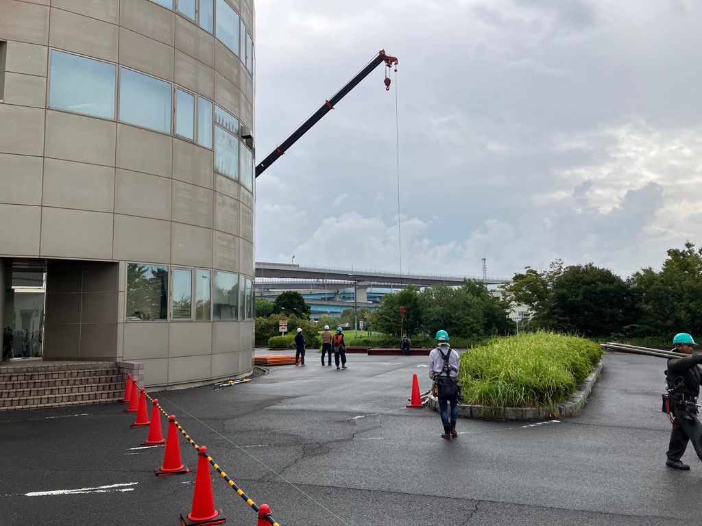 【建設工事】仮囲い（２回目）作業中（車庫棟側）