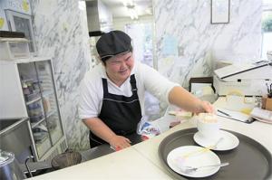 心をこめて接客します