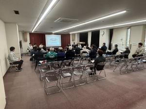 説明会の状況の写真