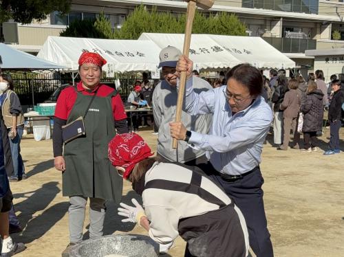 東行徳自治会 第41回「餅つき大会」の画像