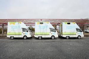 トイレカー３台側面