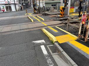 歩道に点字ブロックを設置