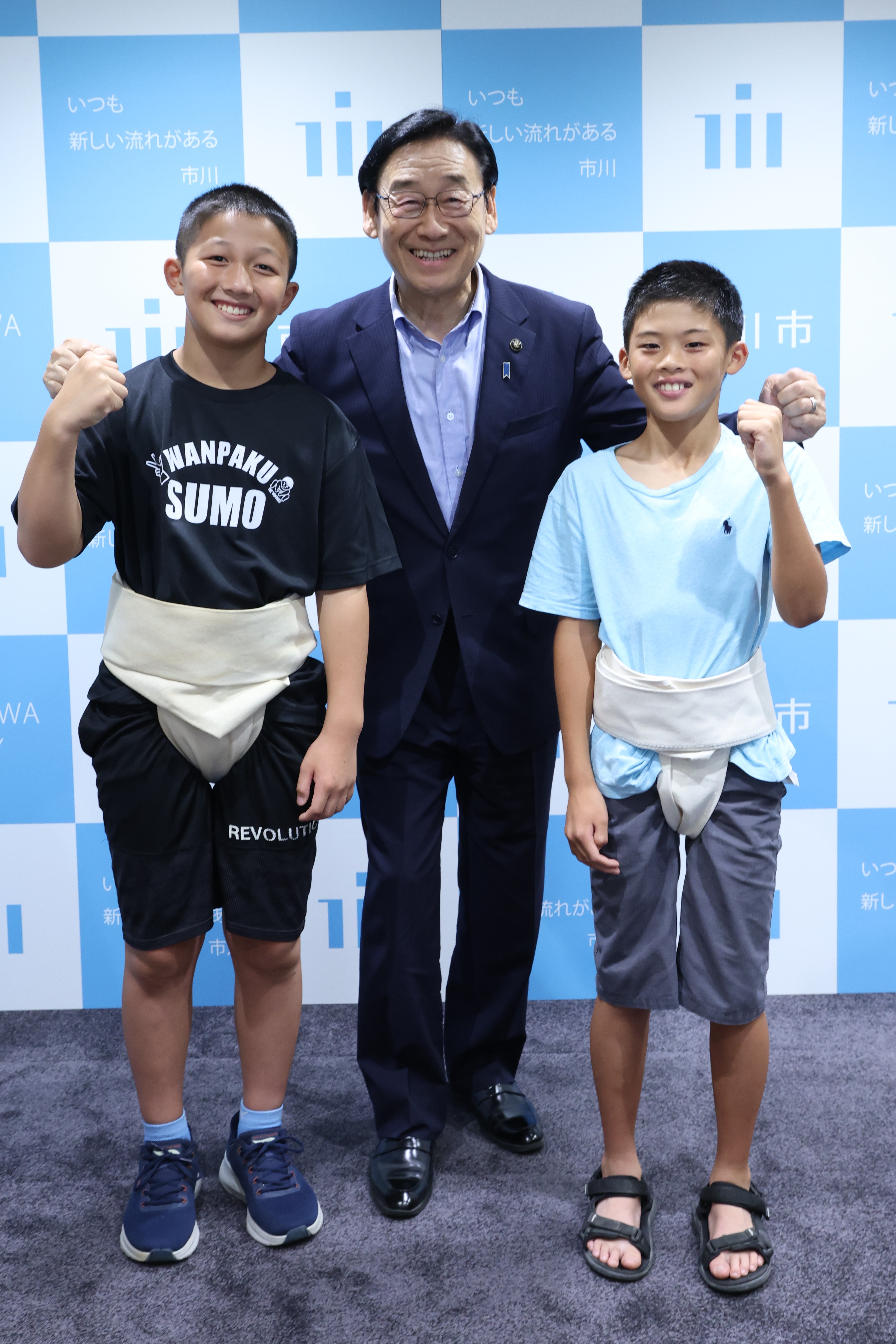 写真：宮藤選手、境選手、田中市長