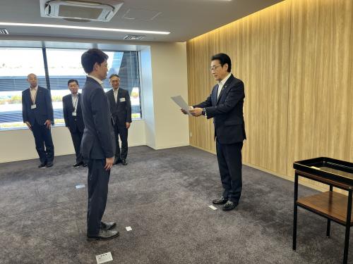 辞令交付式の画像