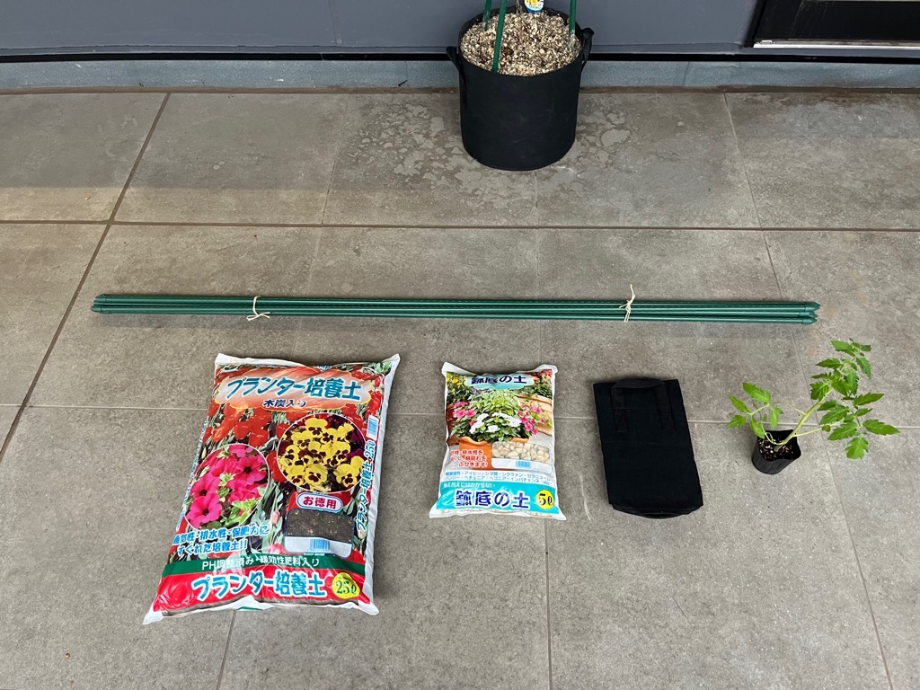 写真：昨年度のキット内容