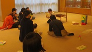 写真：はじめまして赤ちゃん絵本11月 会の様子