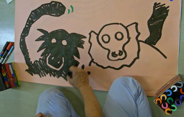 イラストを描いている画像