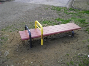 寄附いただいた腹筋ベンチの画像