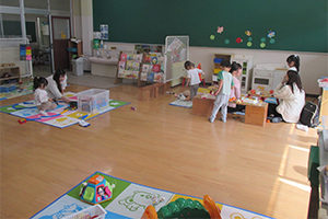 写真:未就園児開放の部屋の様子2