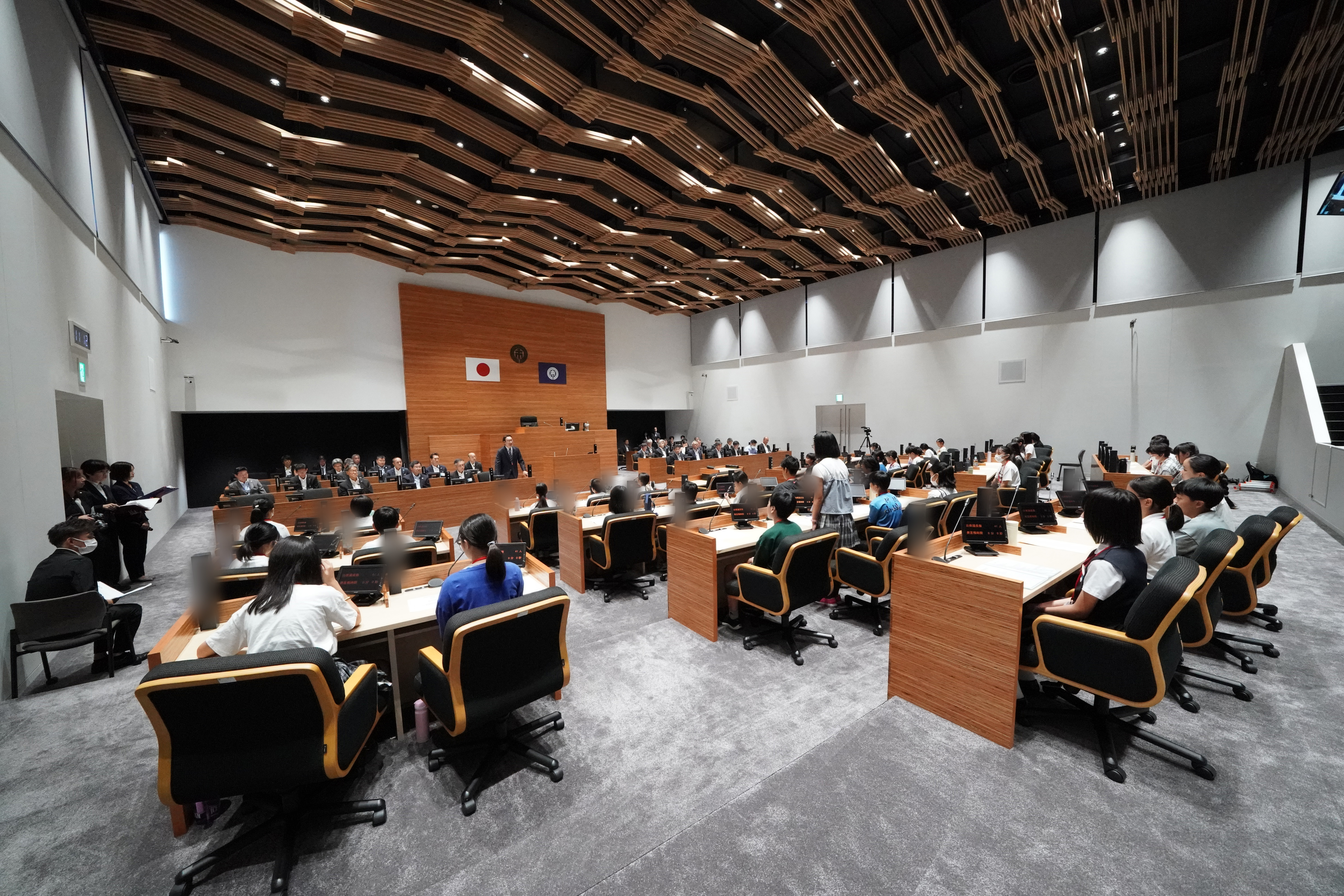 写真：児童議会の様子