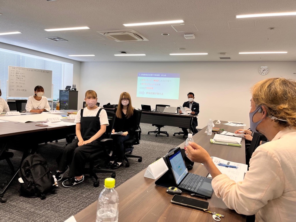 写真:第2回産官学協働プロジェクト フードリボンプロジェクト促進活動の様子その2