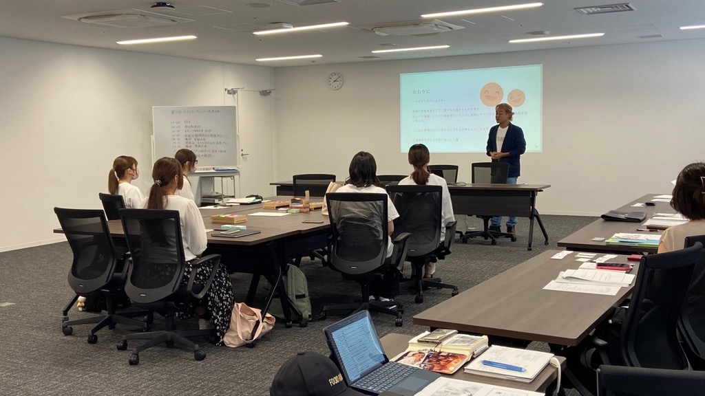 写真:第3回産官学協働プロジェクト フードリボンプロジェクト促進活動の様子その2