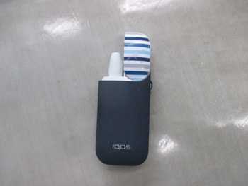 写真:混入していた加熱式タバコ1