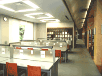 閲覧席のご案内の画像