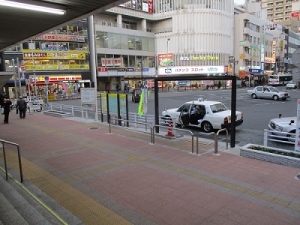 八幡2丁目15～17番地先(JR本八幡駅北口駅前広場)の施工後の写真