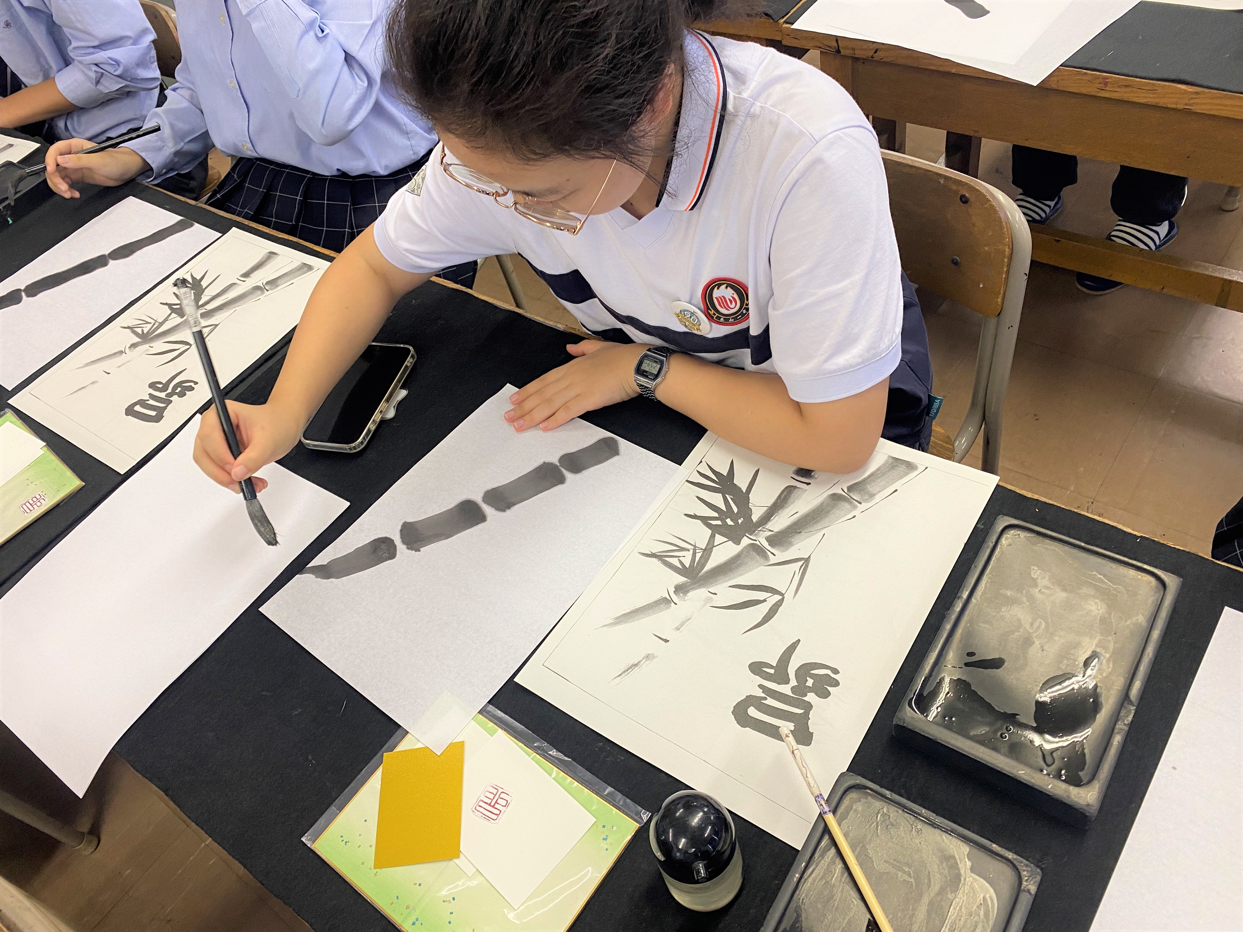 写真：水墨画に挑戦