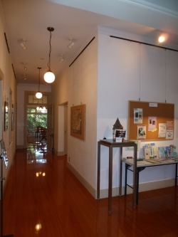 写真：木内ギャラリー内の画像1