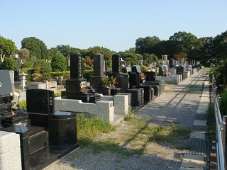 普通墓地の画像