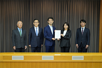 熊谷知事へ要望書提出の画像