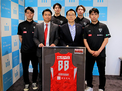 バスケットボールチーム千葉ジェッツふなばし 市長表敬訪問の画像