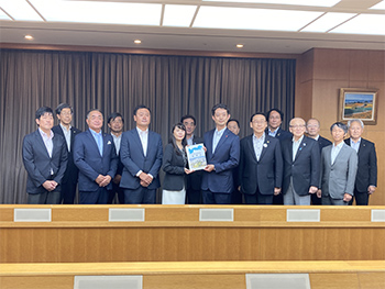 北千葉道路建設促進期成同盟による
千葉県への要望活動の画像