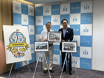 切り絵作家　橋本 昭義 氏　製作作品　寄贈式の画像