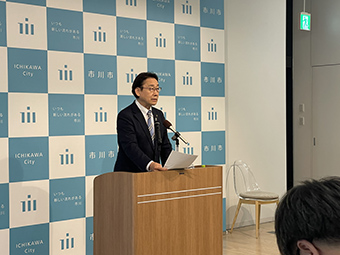 定例記者会見の画像