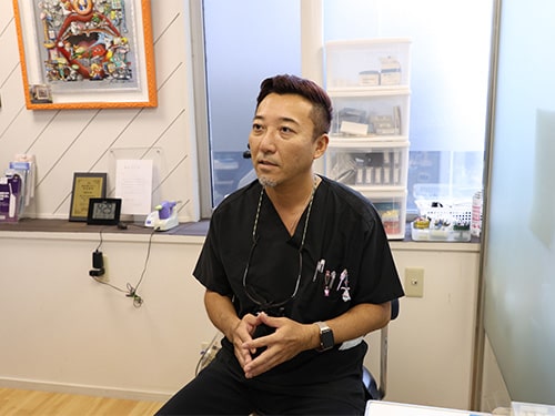 顔画像:澤野歯科医師