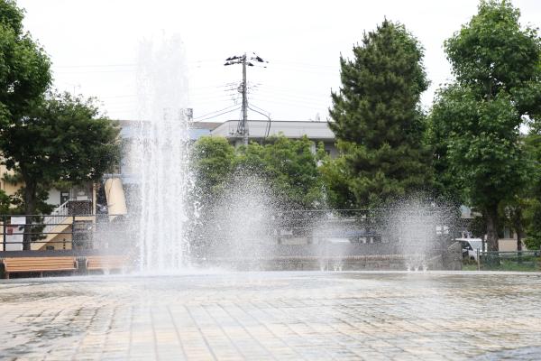 写真：噴水のある公園
